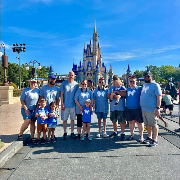 Meet your Posher, Candy - Picture 2 of 3